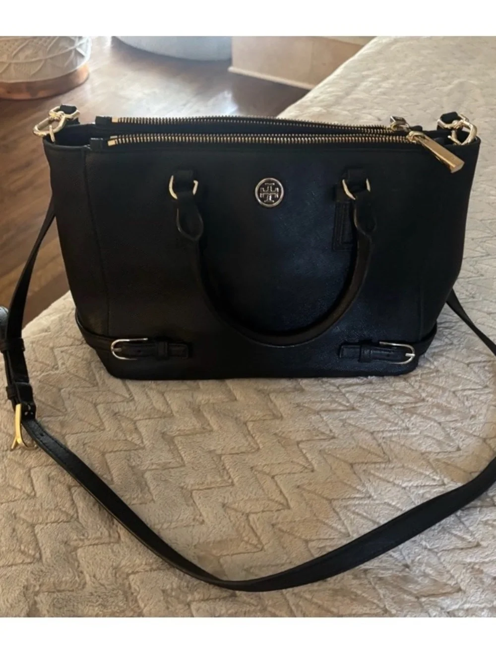EUC TORY BURCH ROBINSON SAFFIANO LEATHER DOUBLE ZIPPER LARGE CONVERTIBLE XBODY